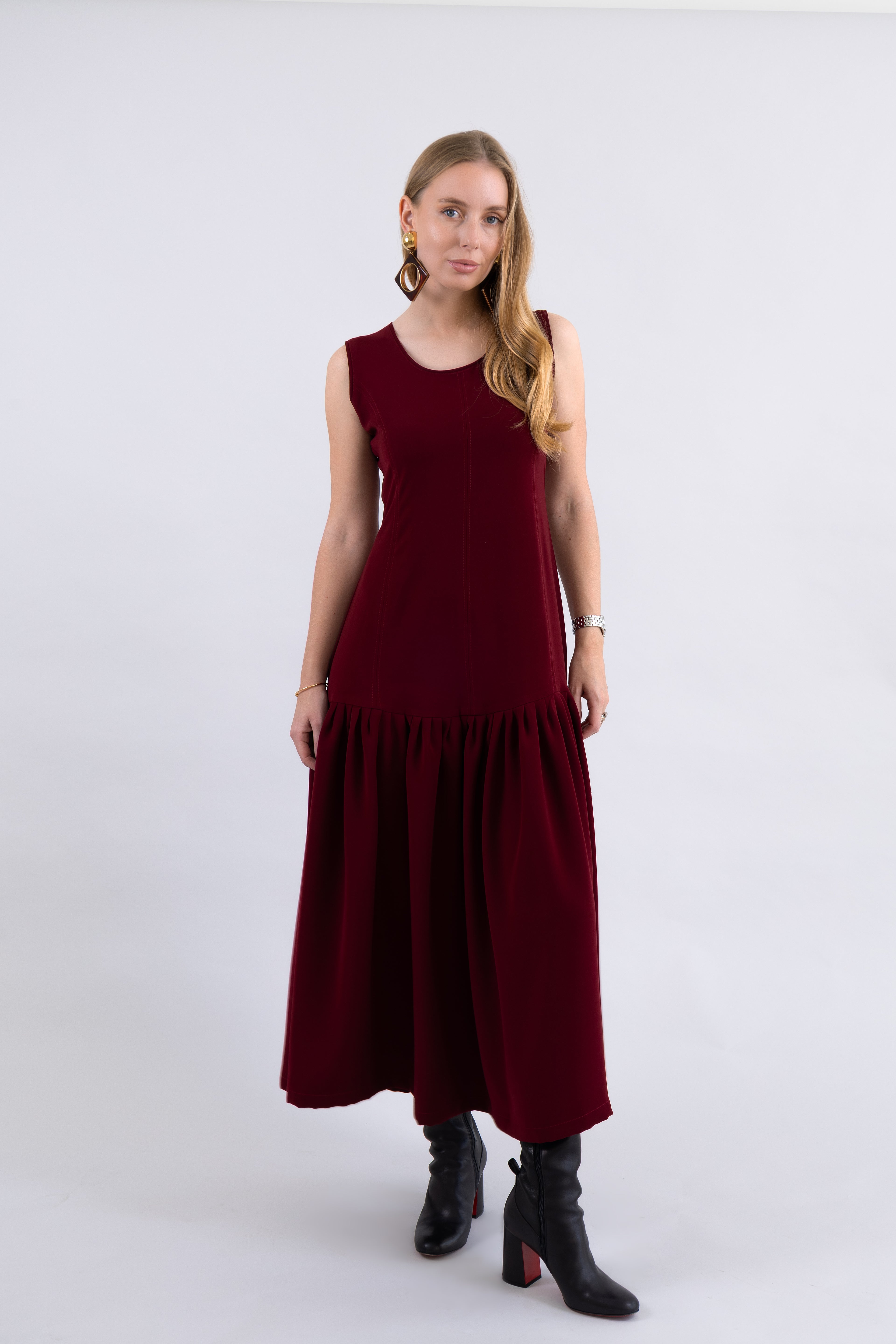 Alya in Burgundy