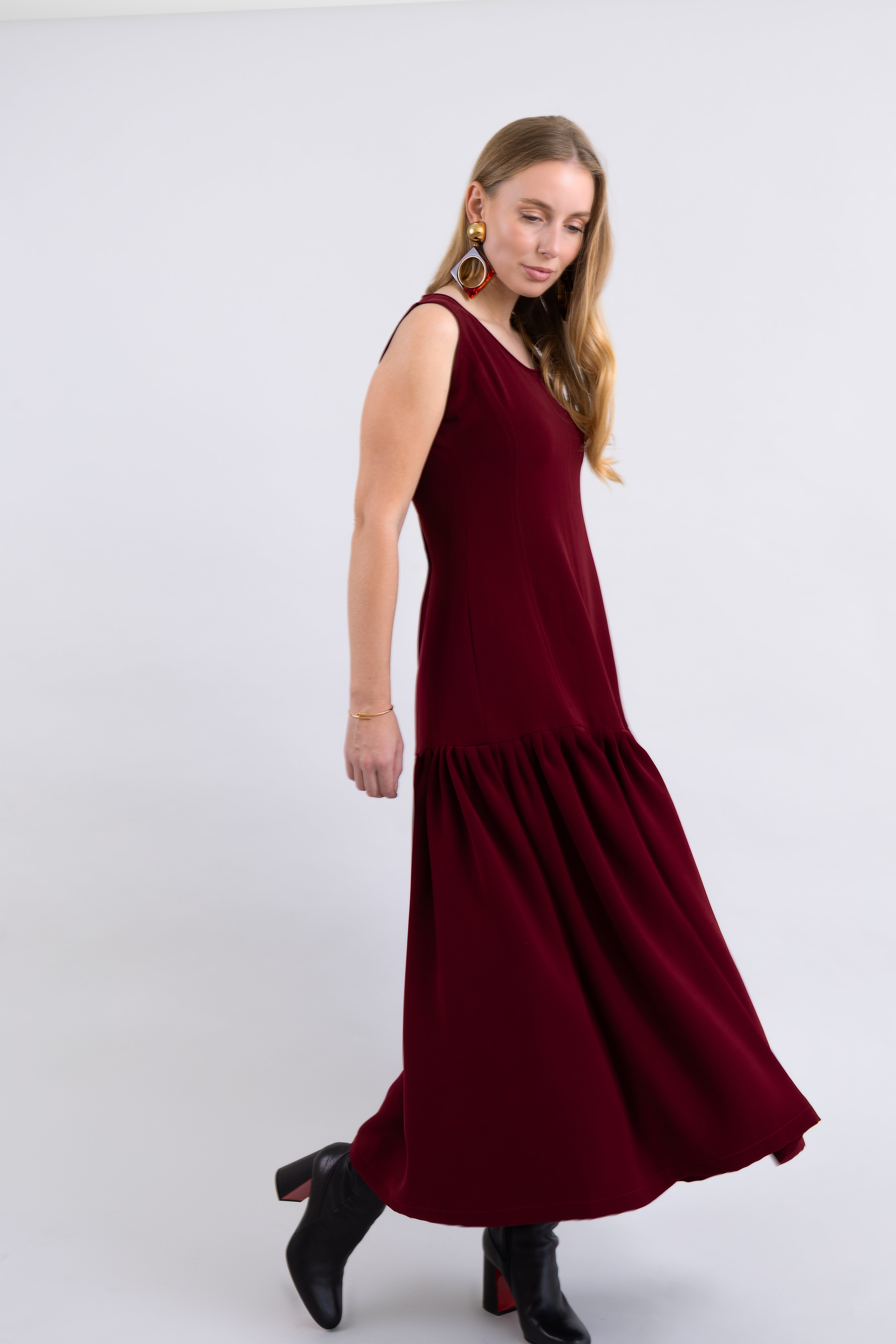 Alya in Burgundy