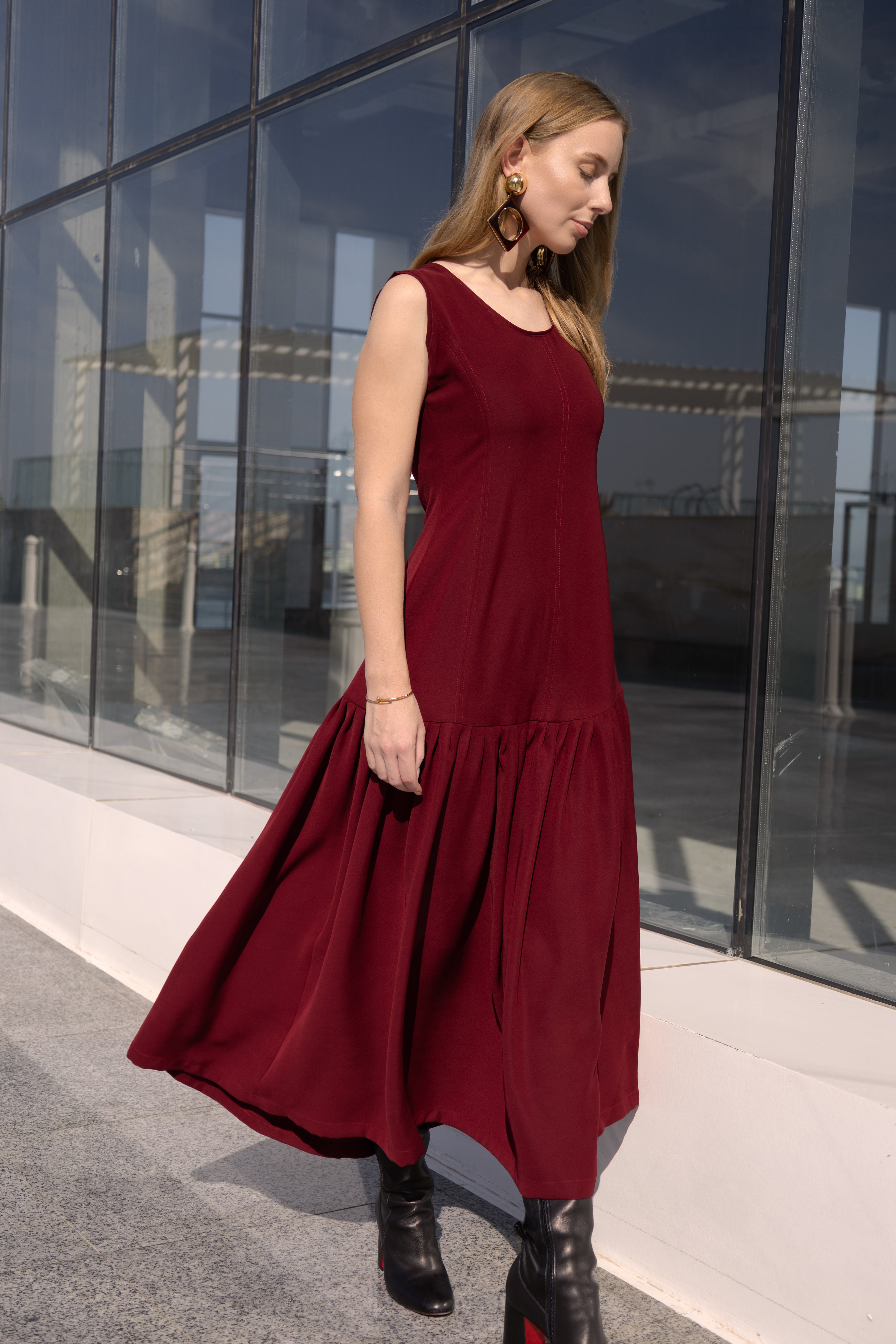 Alya in Burgundy
