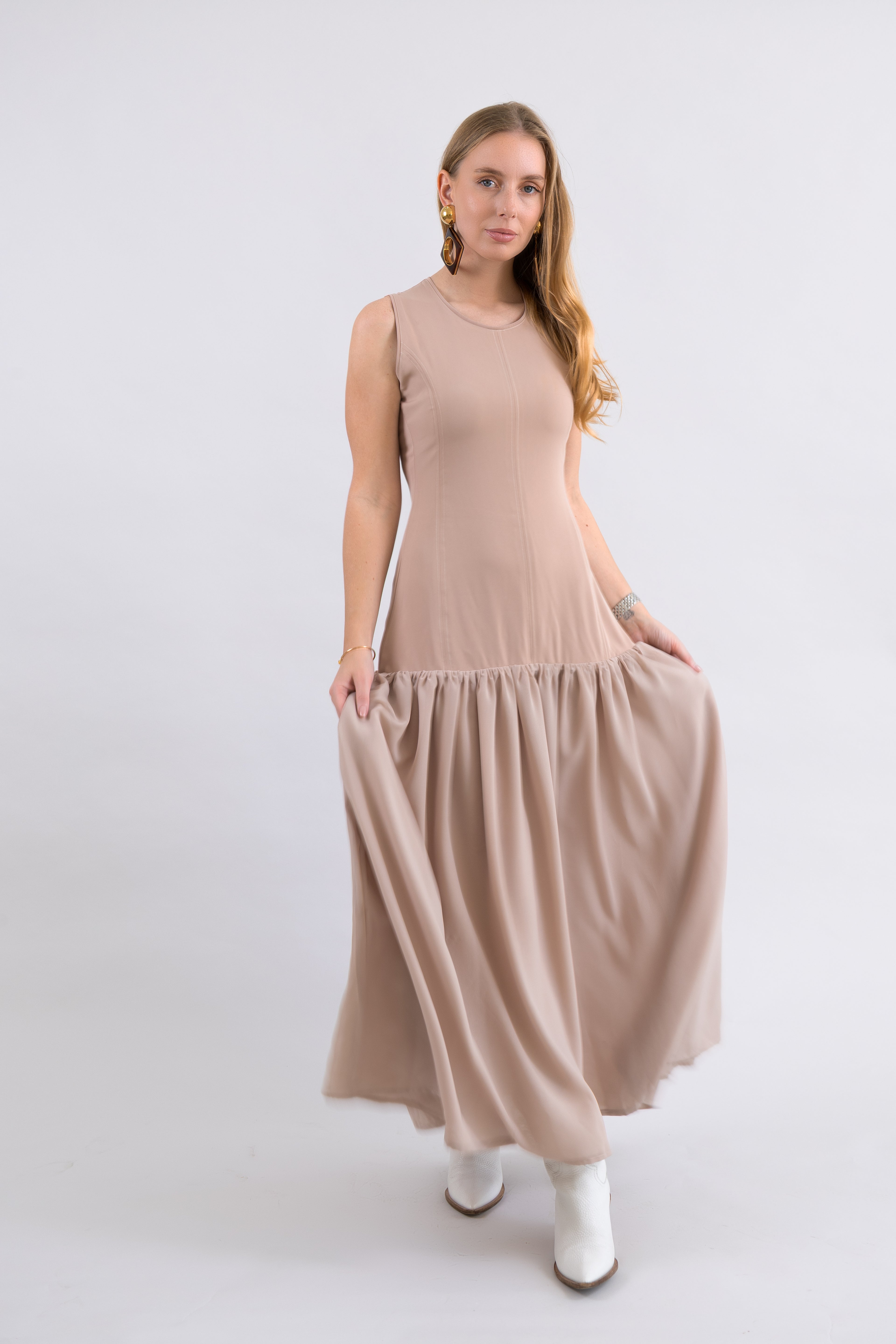 Alya in Nude