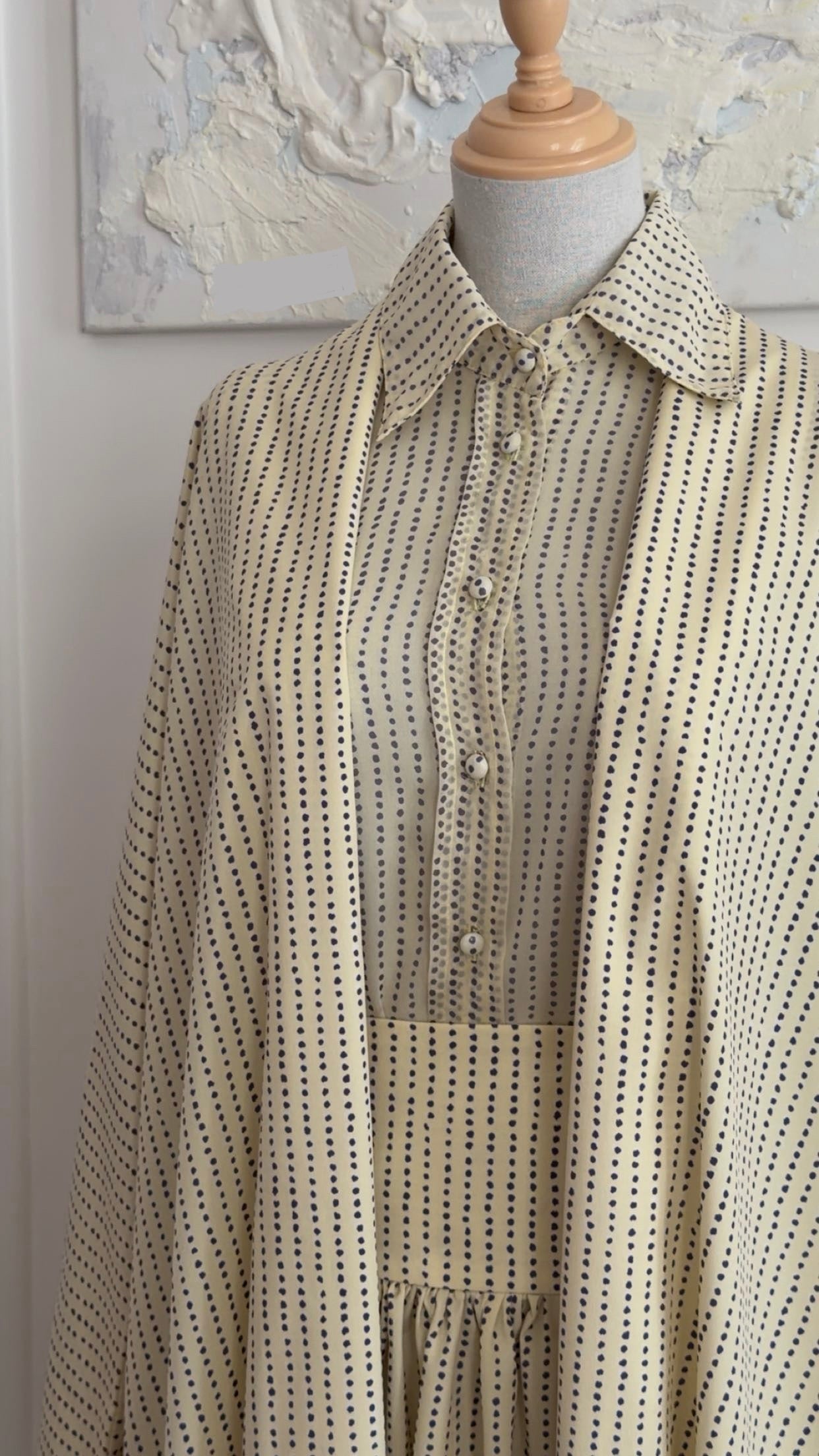 Polka dot set in butter yellow
