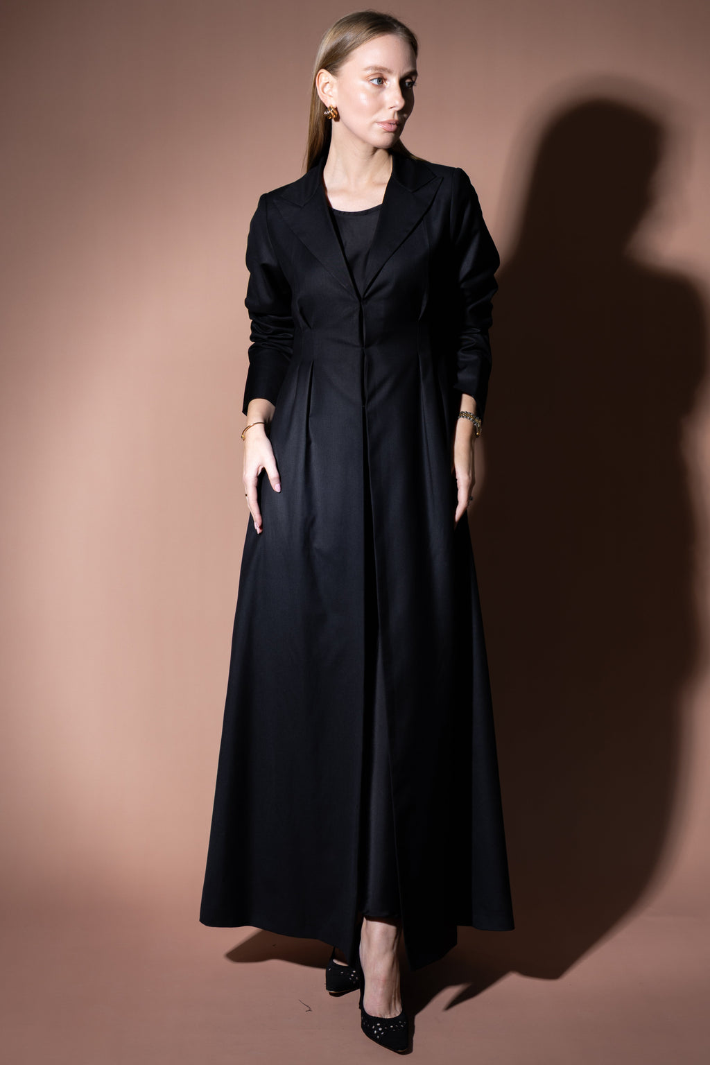 The Cinched Abaya