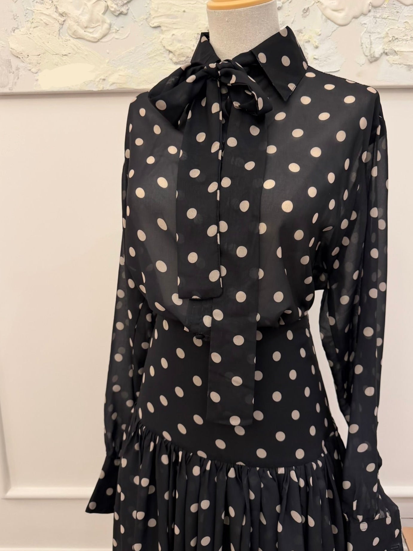 Polka dot set in black and White